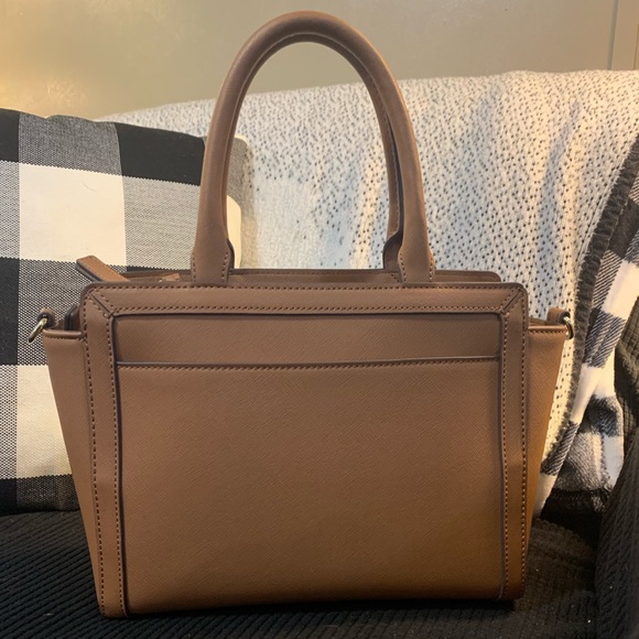 Liz Claiborne Mini Tuxedo Tote Bag - Picture 6 of 15